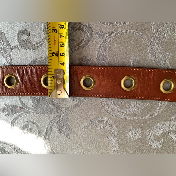 GAP - Picture 5 of 6